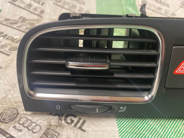 bontott VW GOLF VI Középső Szellőző