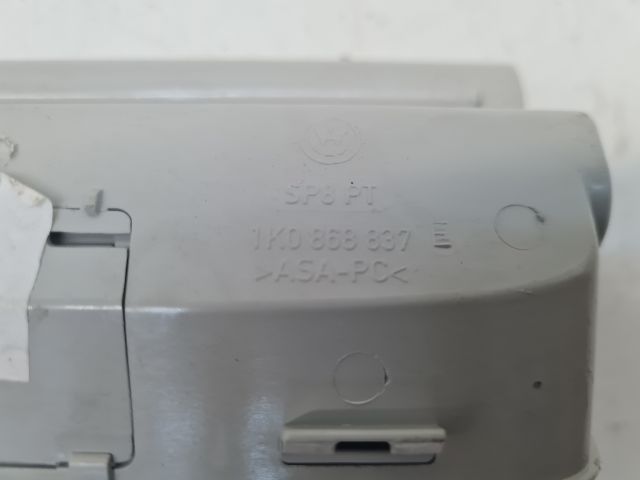 bontott VW GOLF VI Középső Szemüvegtartó