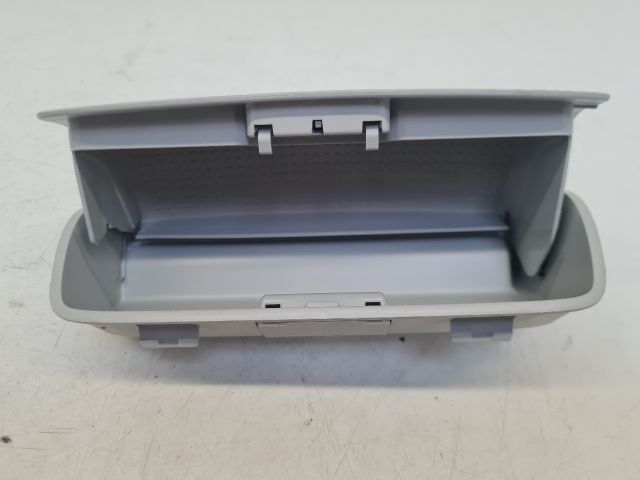 bontott VW GOLF VI Középső Szemüvegtartó