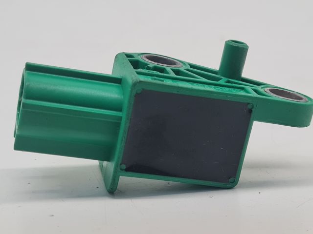 bontott VW GOLF VI Központi Ütközés Érzékelő