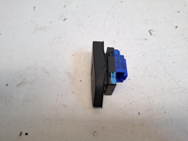 bontott VW GOLF VI Központizár Kapcsoló