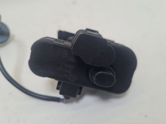 bontott VW GOLF VI Központizár Motor Tankajtó