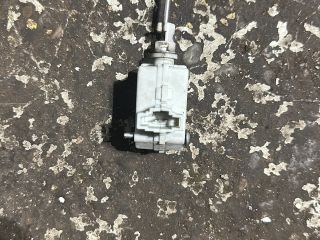 bontott VW GOLF VI Központizár Motor Tankajtó