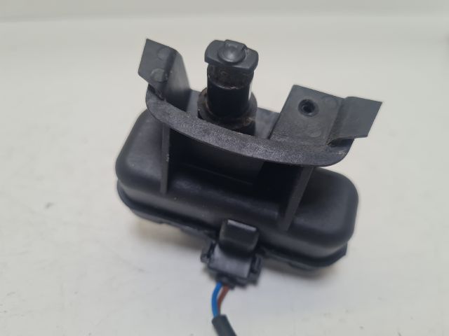 bontott VW GOLF VI Központizár Motor Tankajtó