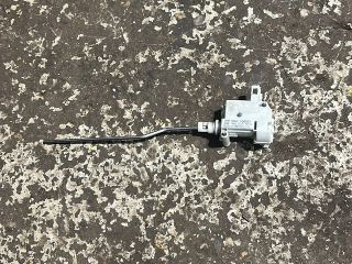 bontott VW GOLF VI Központizár Motor Tankajtó