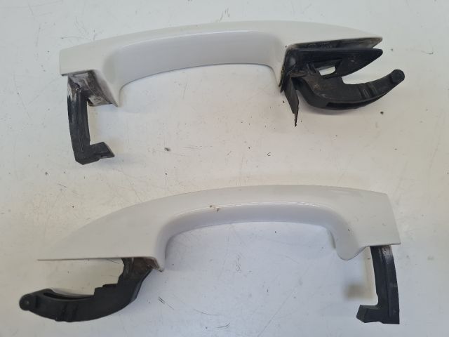 bontott VW GOLF VI Külső Kilincs Szett