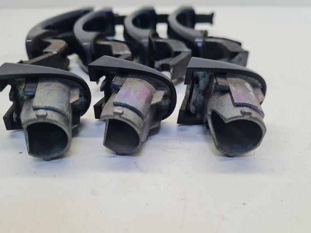 bontott VW GOLF VI Külső Kilincs Szett