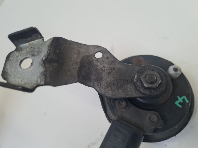 bontott VW GOLF VI Kürt