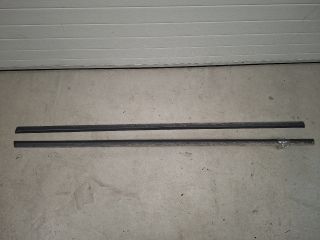 bontott VW GOLF VI Küszöb Díszléc Szett