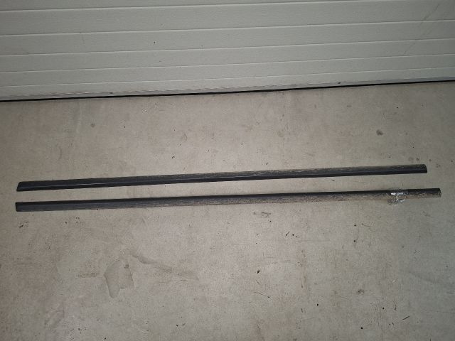 bontott VW GOLF VI Küszöb Díszléc Szett