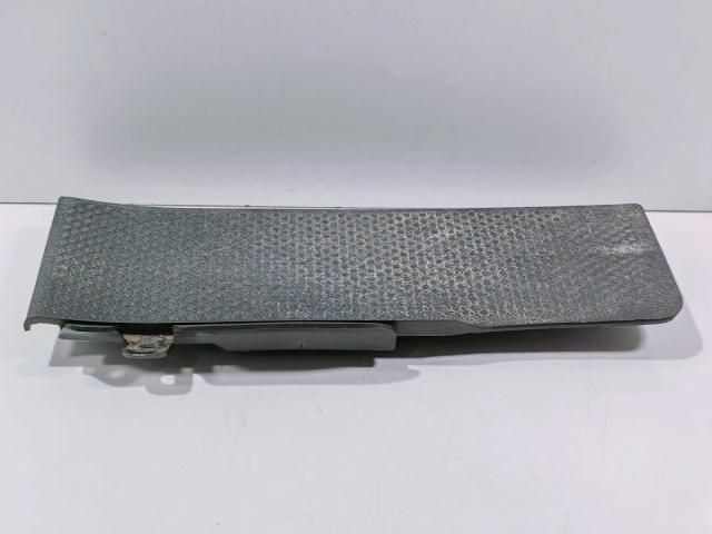 bontott VW GOLF VI Lábtámasz Burkolat