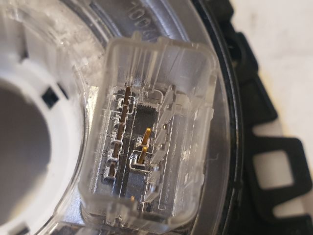 bontott VW GOLF VI Légzsák Átvezető Szalagkábel