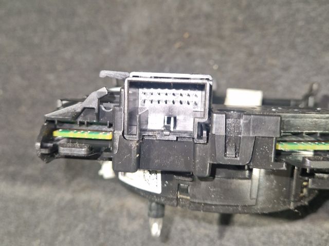 bontott VW GOLF VI Légzsák Átvezető Szalagkábel