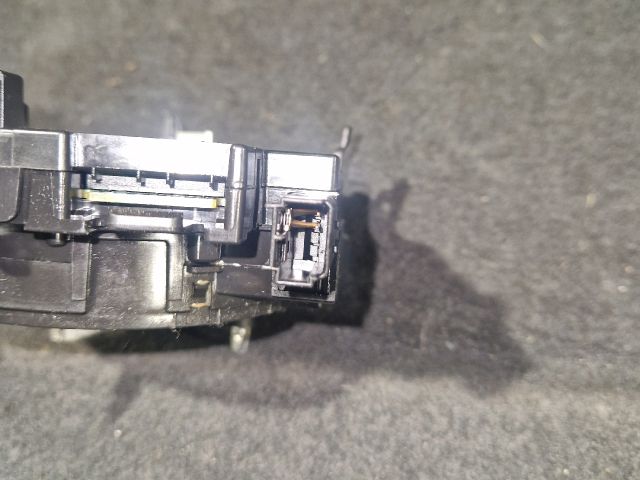 bontott VW GOLF VI Légzsák Átvezető Szalagkábel