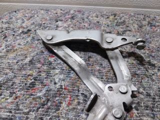 bontott VW GOLF VI Motorháztető Bal Zsanér