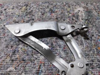 bontott VW GOLF VI Motorháztető Bal Zsanér