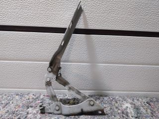 bontott VW GOLF VI Motorháztető Bal Zsanér