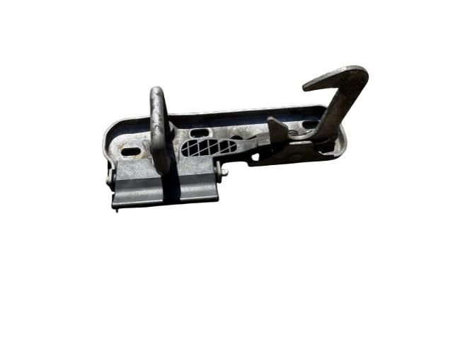 bontott VW GOLF VI Motorháztető Biztonsági Kampó