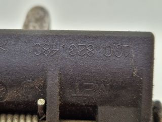 bontott VW GOLF VI Motorháztető Biztonsági Kampó