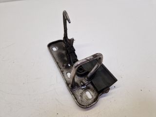 bontott VW GOLF VI Motorháztető Biztonsági Kampó