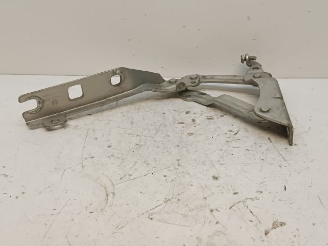 bontott VW GOLF VI Motorháztető Jobb Zsanér