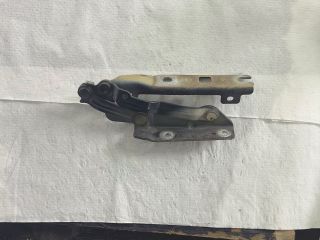 bontott VW GOLF VI Motorháztető Jobb Zsanér