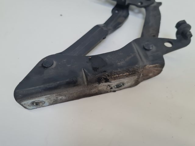 bontott VW GOLF VI Motorháztető Jobb Zsanér