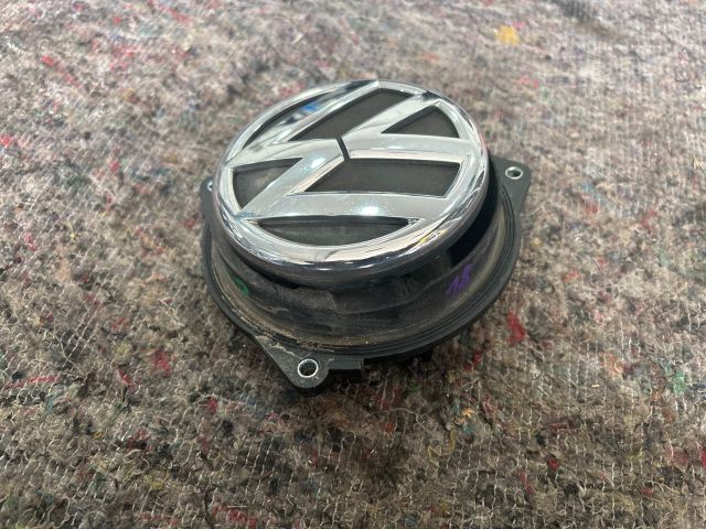 bontott VW GOLF VI Motorháztető Nyitó Kar / Gomb