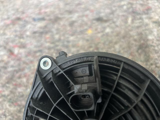 bontott VW GOLF VI Motorháztető Nyitó Kar / Gomb