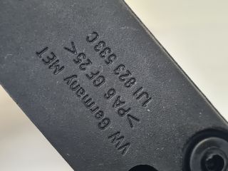 bontott VW GOLF VI Motorháztető Nyitó Kar / Gomb