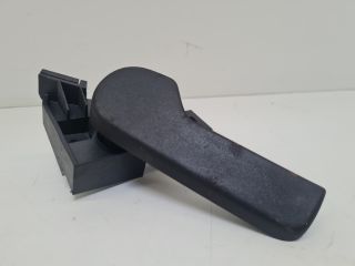 bontott VW GOLF VI Motorháztető Nyitó Kar / Gomb