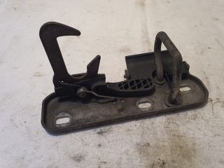 bontott VW GOLF VI Motorháztető Nyitó Kar / Gomb