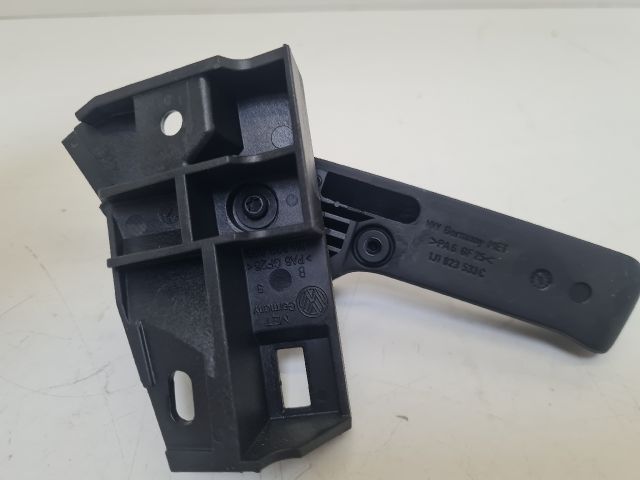 bontott VW GOLF VI Motorháztető Nyitó Kar / Gomb