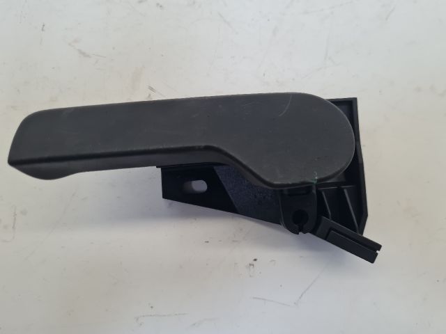 bontott VW GOLF VI Motorháztető Nyitó Kar / Gomb