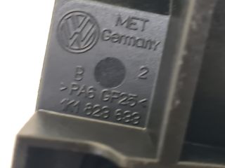 bontott VW GOLF VI Motorháztető Nyitó Kar / Gomb