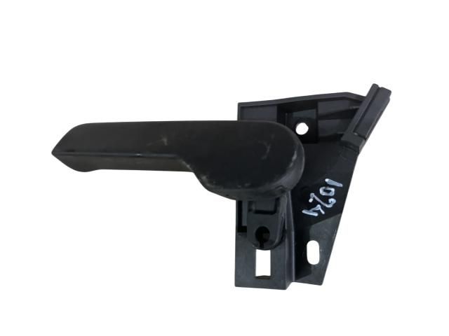 bontott VW GOLF VI Motorháztető Nyitó Kar / Gomb