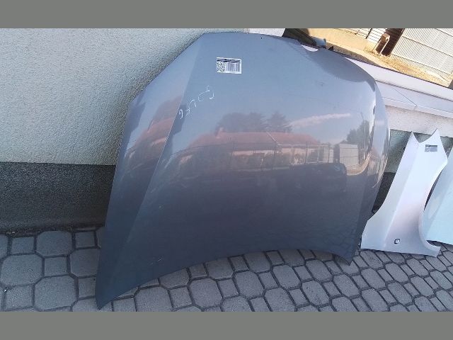 bontott VW GOLF VI Motorháztető Szigetelés