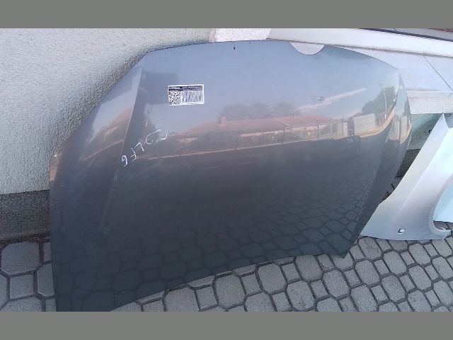 bontott VW GOLF VI Motorháztető Szigetelés