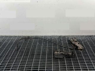 bontott VW GOLF VI Motorháztető Zárszerkezet