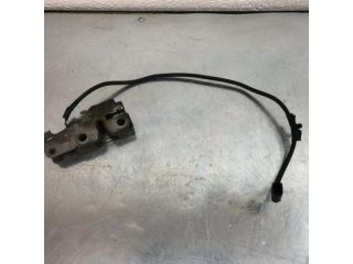 bontott VW GOLF VI Motorháztető Zárszerkezet