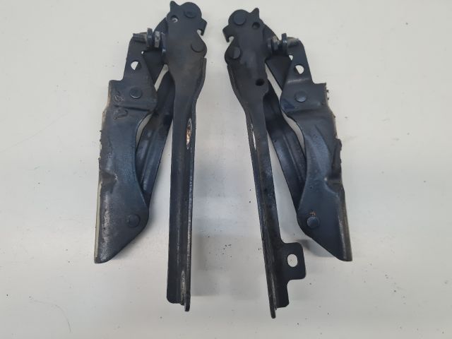 bontott VW GOLF VI Motorháztető Zsanér Pár