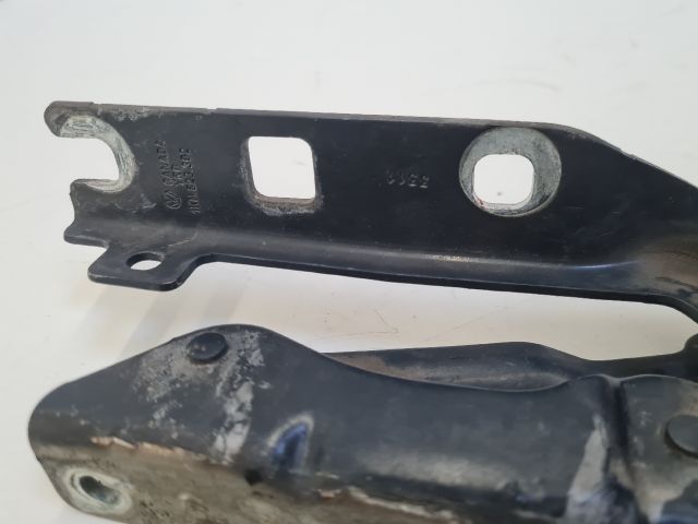 bontott VW GOLF VI Motorháztető Zsanér Pár