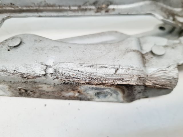 bontott VW GOLF VI Motorháztető Zsanér Pár