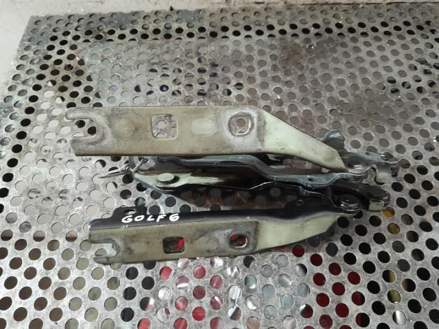 bontott VW GOLF VI Motorháztető Zsanér Pár