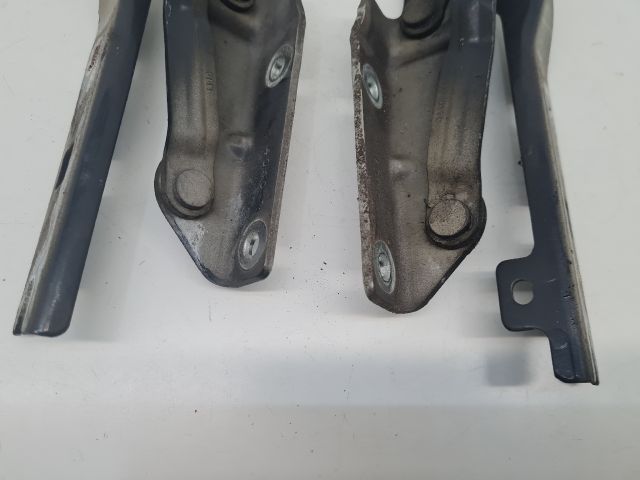 bontott VW GOLF VI Motorháztető Zsanér Pár