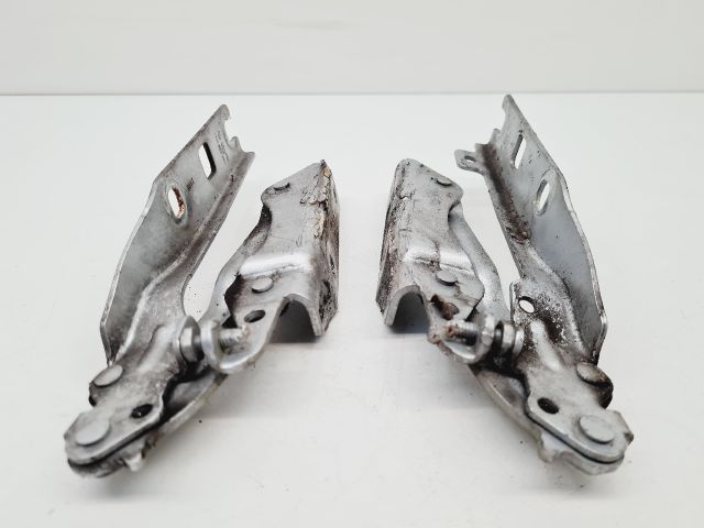 bontott VW GOLF VI Motorháztető Zsanér Pár