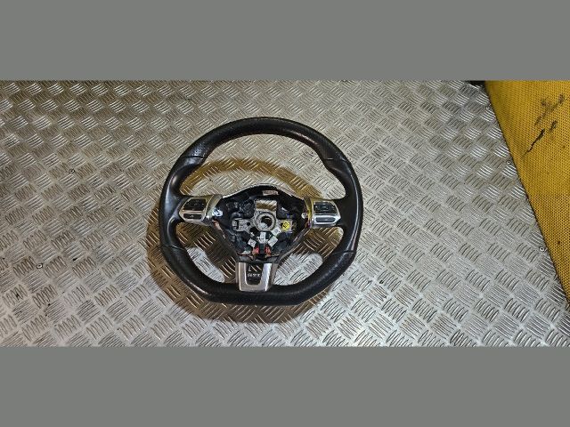 bontott VW GOLF VI Multikormány