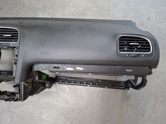 bontott VW GOLF VI Műszerfal Héj