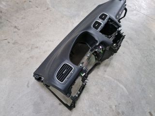 bontott VW GOLF VI Műszerfal Héj
