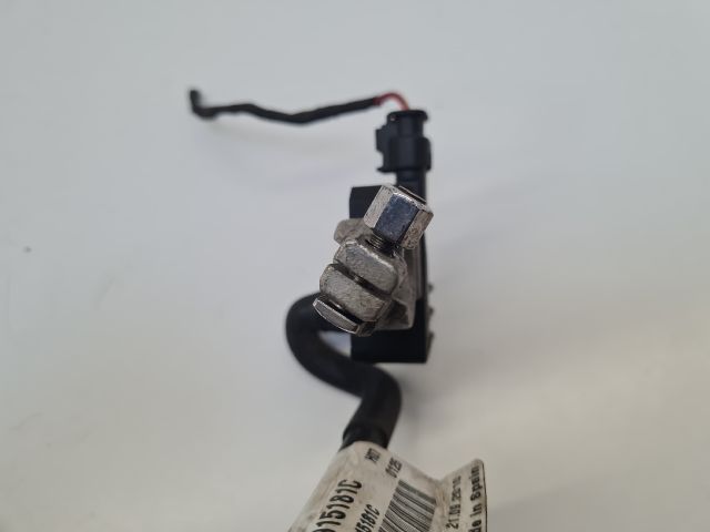 bontott VW GOLF VI Negatív Kábel